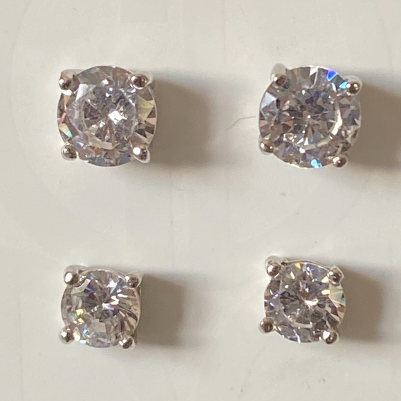 Giani Bernini 4mm/5mm Stud Earrings - Picture 3 of 7